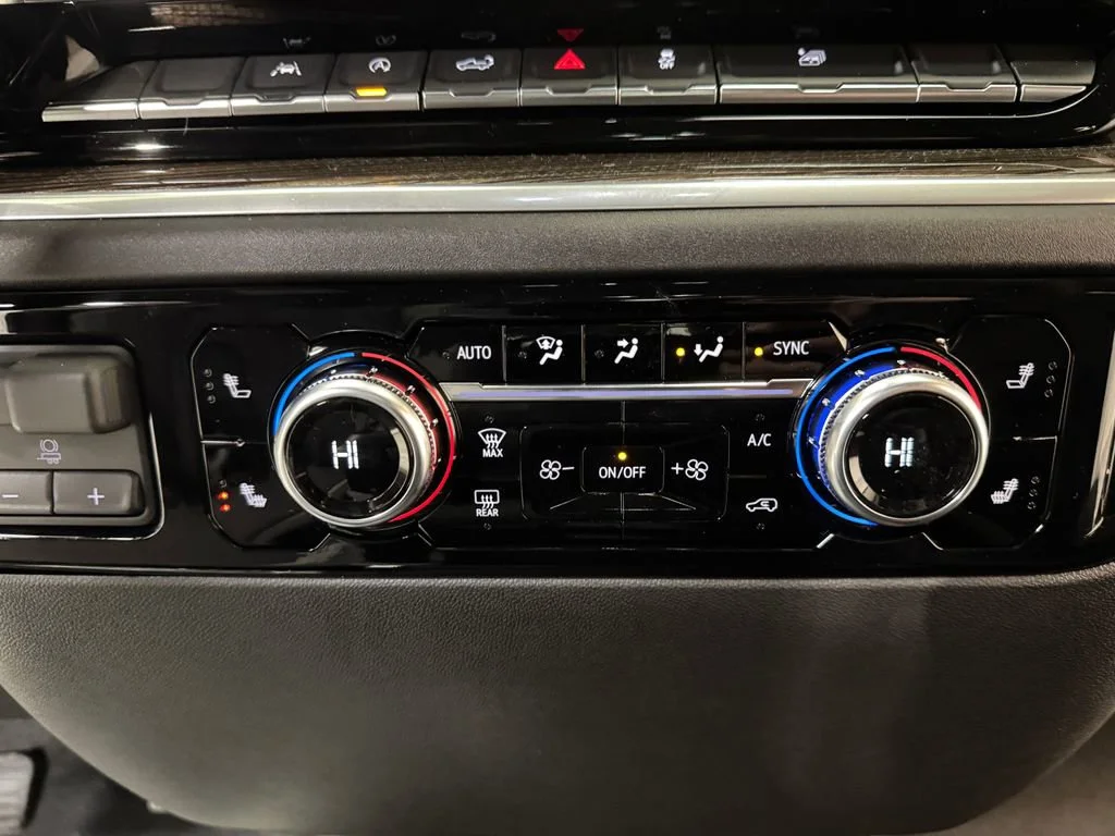 New 2026 Summit White GMC Elevation image 13