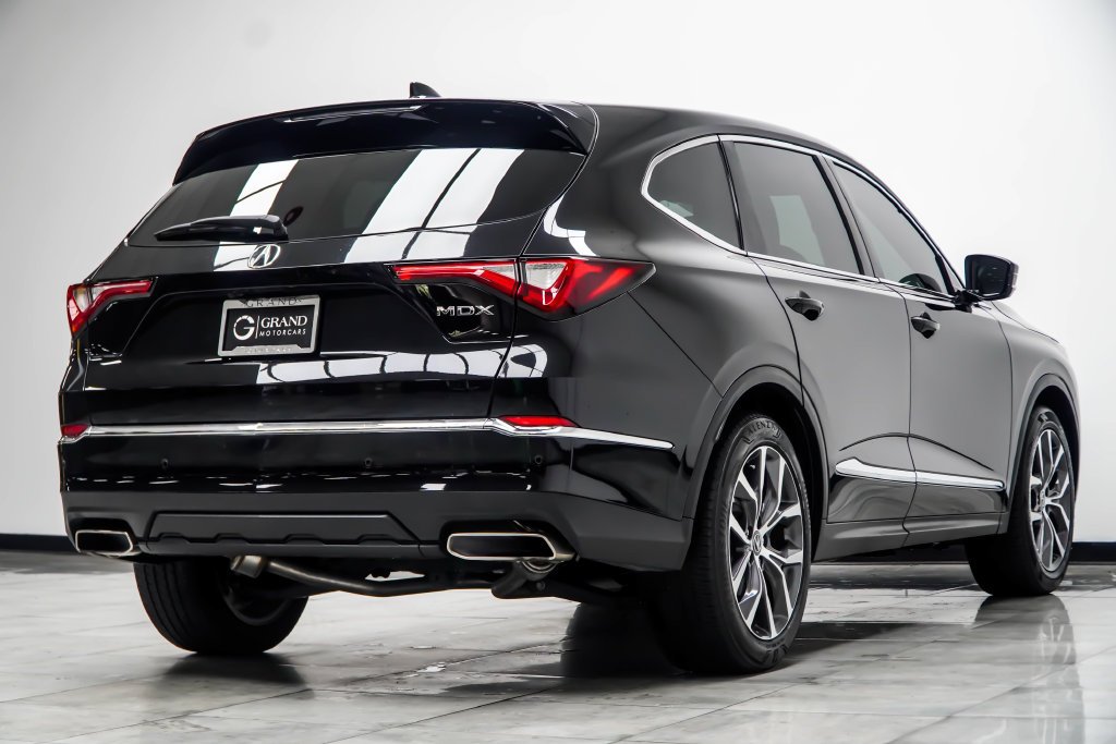 Used 2024 Black Acura Technology image 18