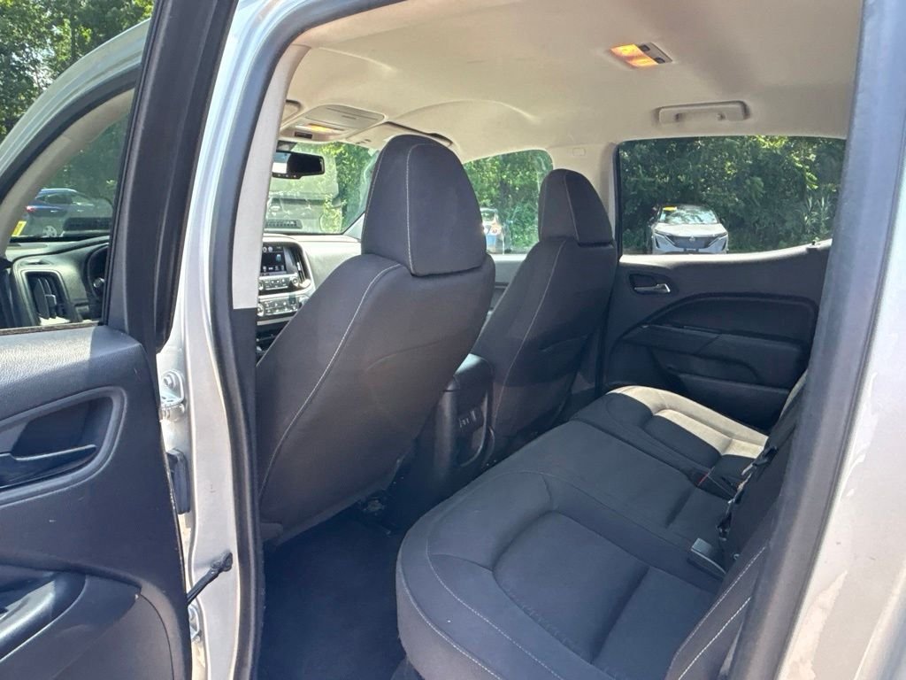 Used 2017 Silver GMC SLE1 image 17