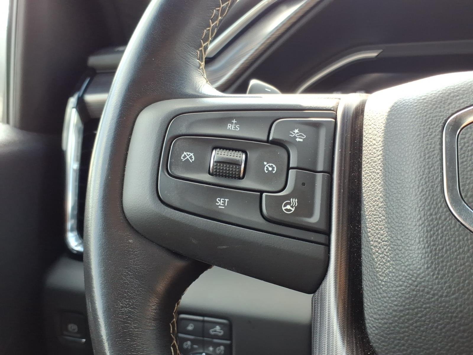 Used 2022 Onyx Black GMC Denali Ultimate image 29