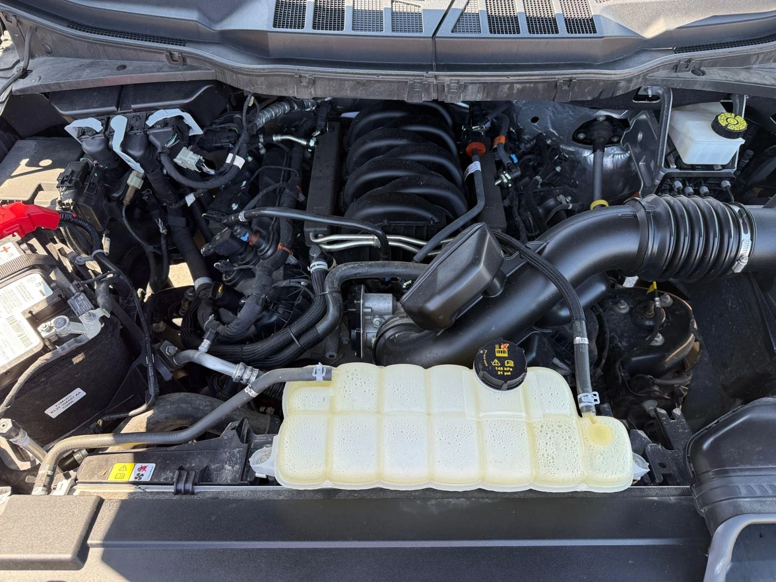 Used 2023 Agate Black Ford LARIAT image 30