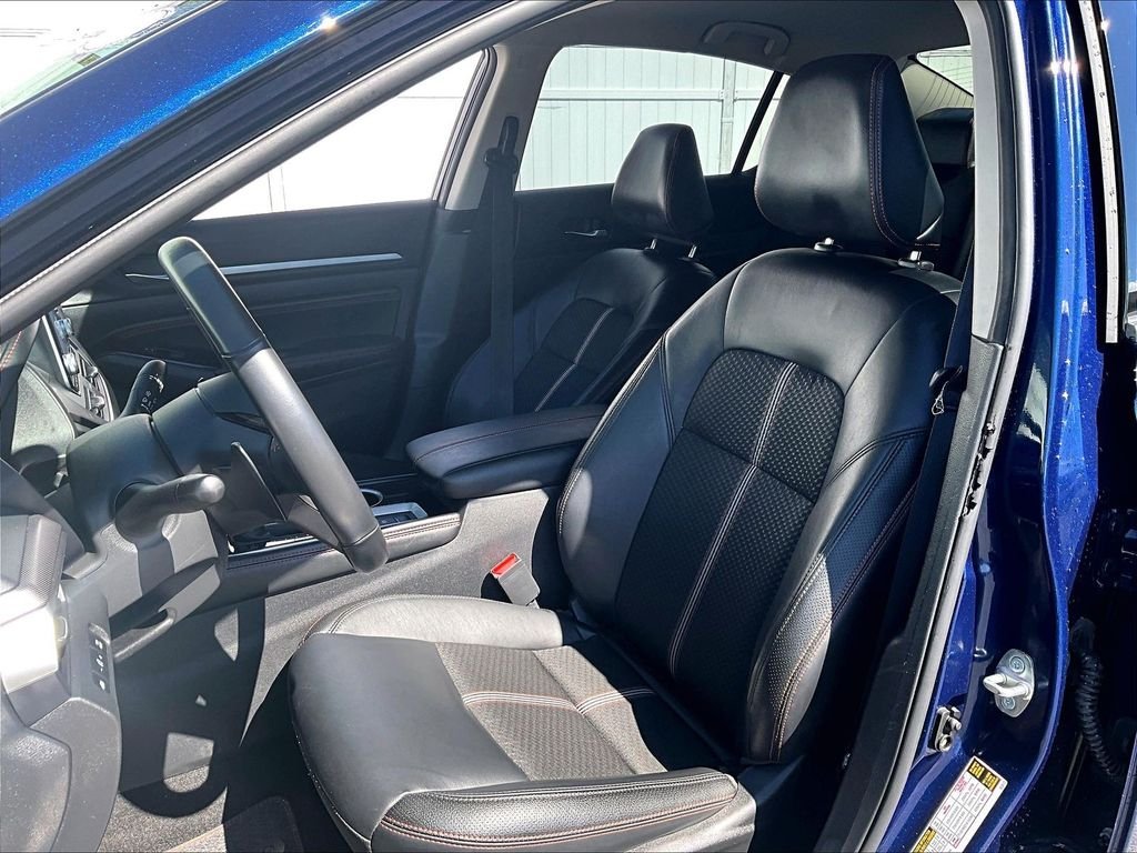 Used 2023 Deep Blue Pearl Nissan 2.5 SR image 10