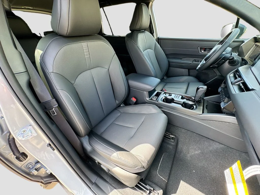 New 2026 ICE SILVER METALLIC Subaru Touring XT image 36