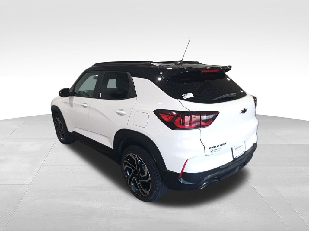 Used 2024 White Chevrolet RS image 3
