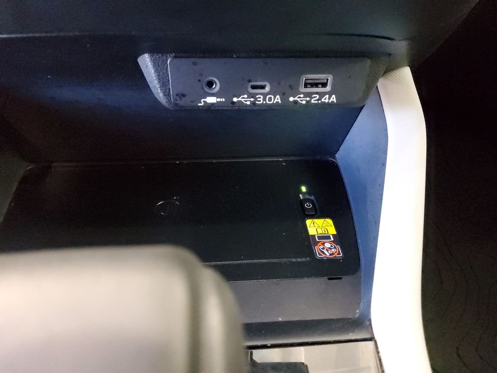 Used 2025 Blue Subaru Limited image 28