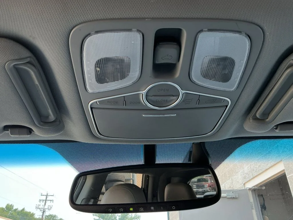 Used 2014 Silver Kia SX image 29