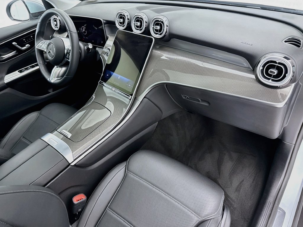 Certified Used 2026 Cirrus Silver Metallic Mercedes-Benz GLC 300 image 16