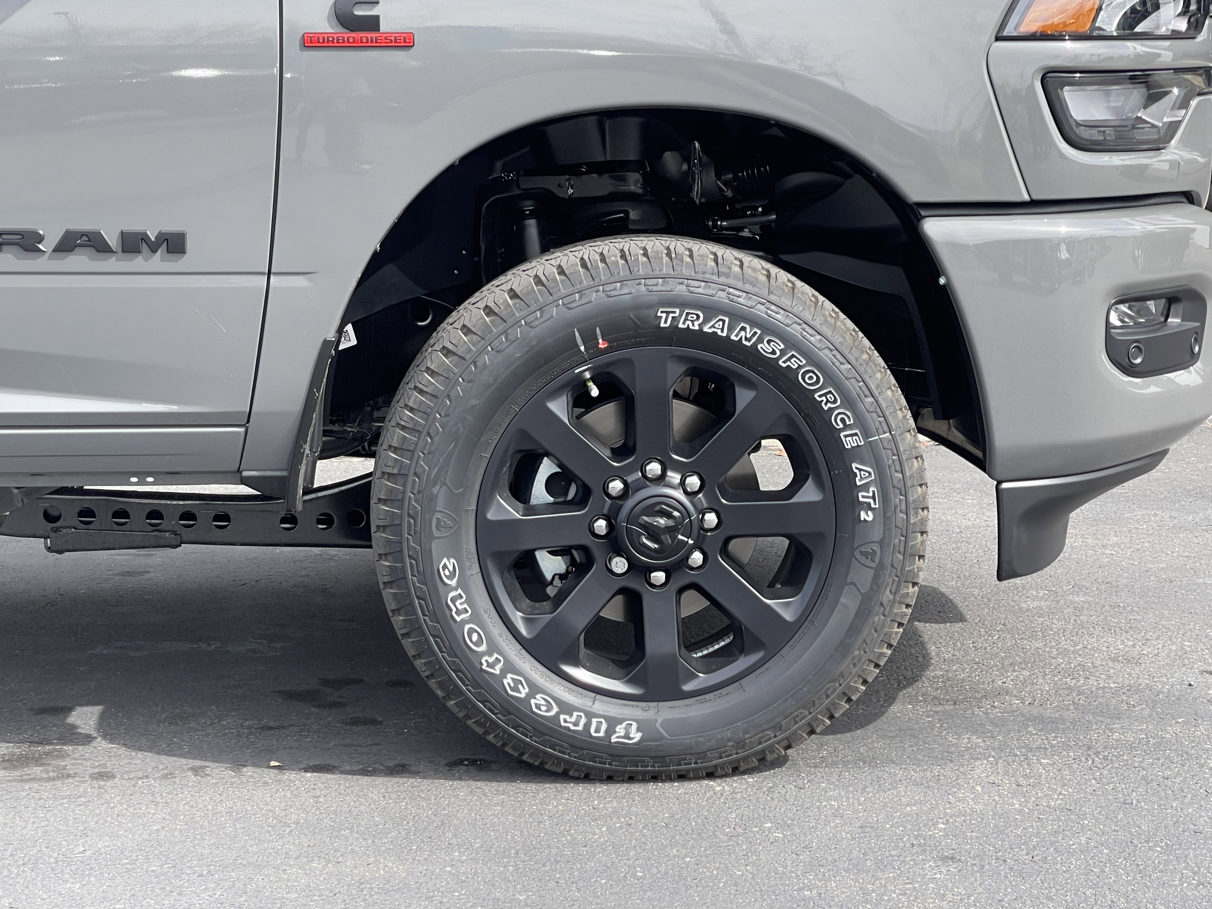 New 2026 Ceramic Gray Clear-Coat Exterior Paint RAM Big Horn image 9