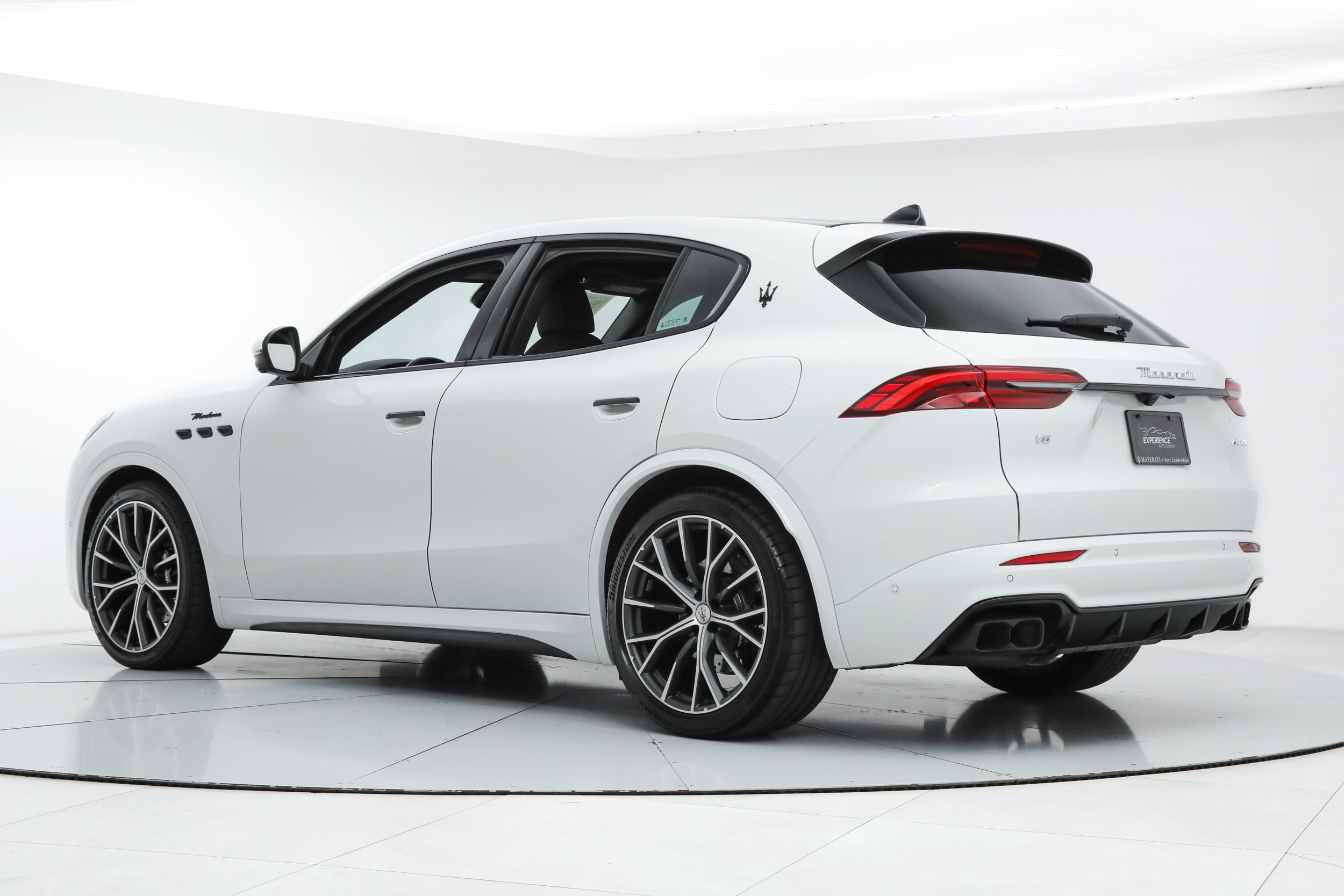 New 2026 Maserati Grecale Modena | FP7402 | Maserati Fort Lauderdale