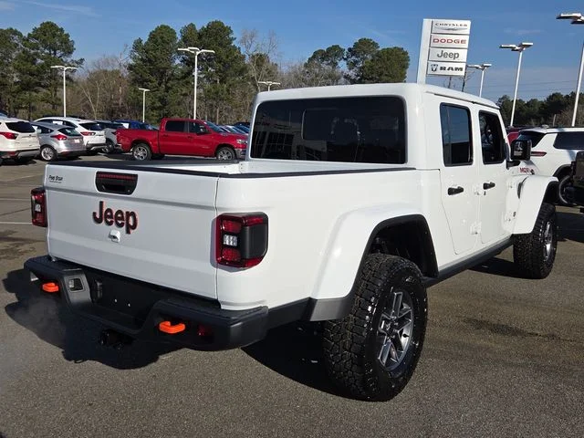 New 2026 Bright White Clear-Coat Exterior Paint Jeep Mojave image 13