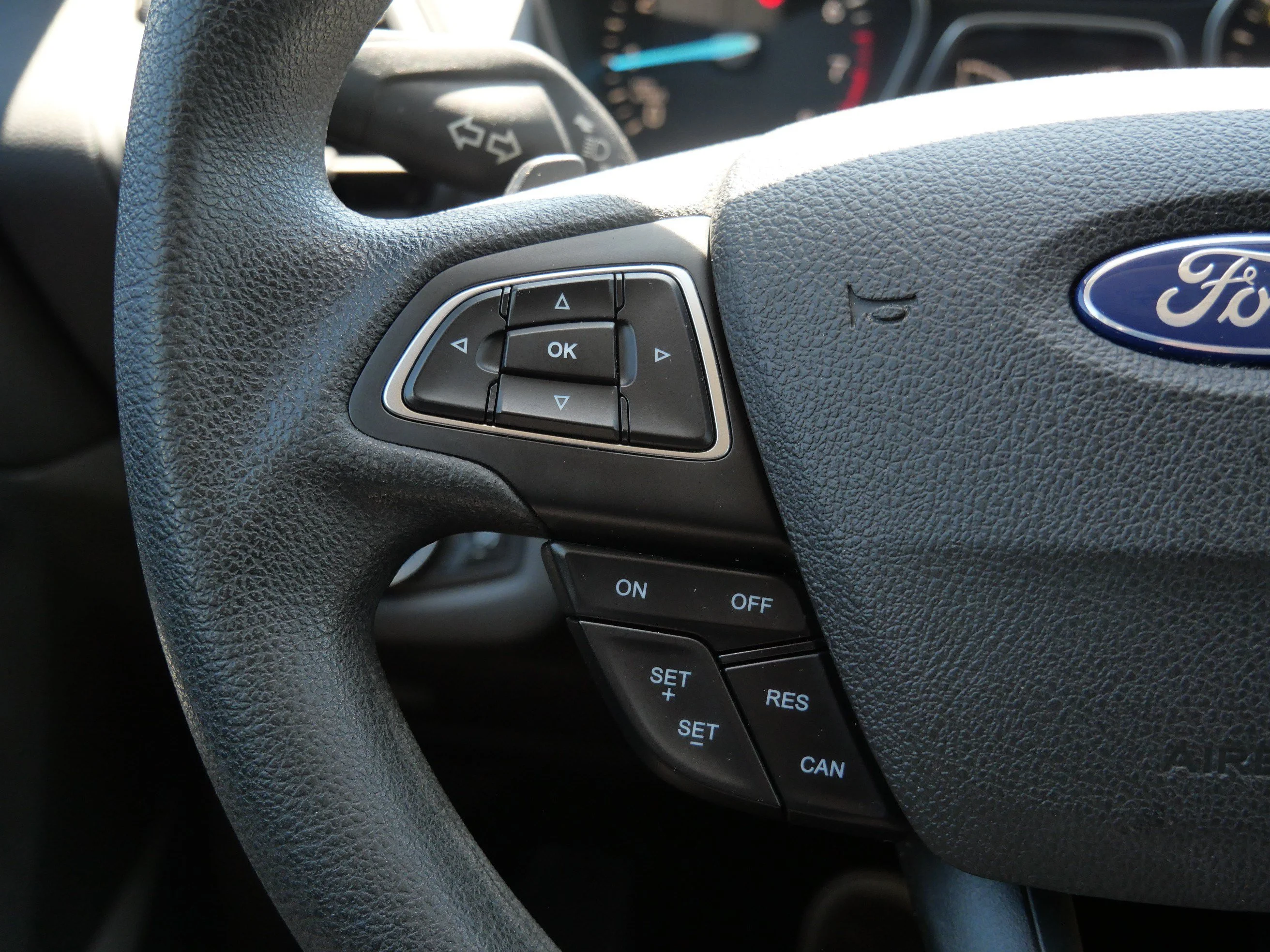 Used 2017 Lightning Blue Metallic Ford SE image 28