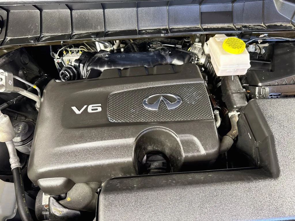 Certified Used 2024 Gray INFINITI LUXE image 44