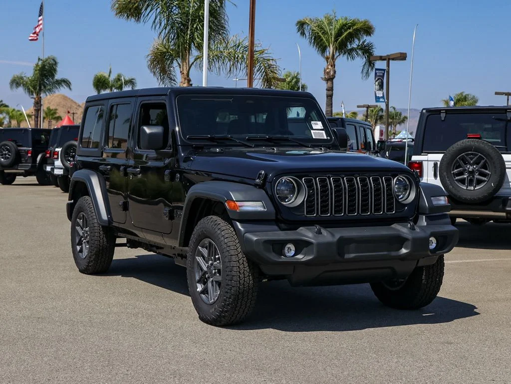 New 2026 Black Clear-Coat Exterior Paint Jeep Sport S image 6