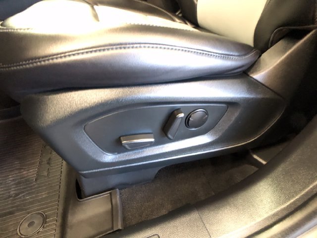 Certified Used 2022 Gray Metallic Ford XLT image 11
