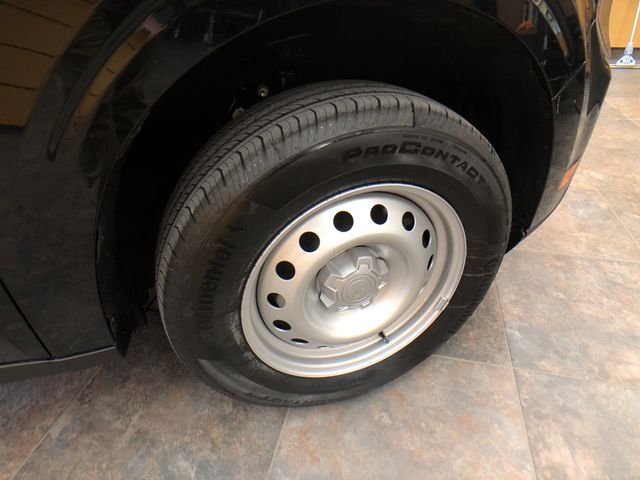 New 2026 Shadow Black Ford XL image 9