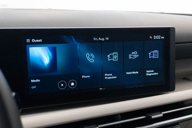 Used 2026 White Hyundai SEL image 17