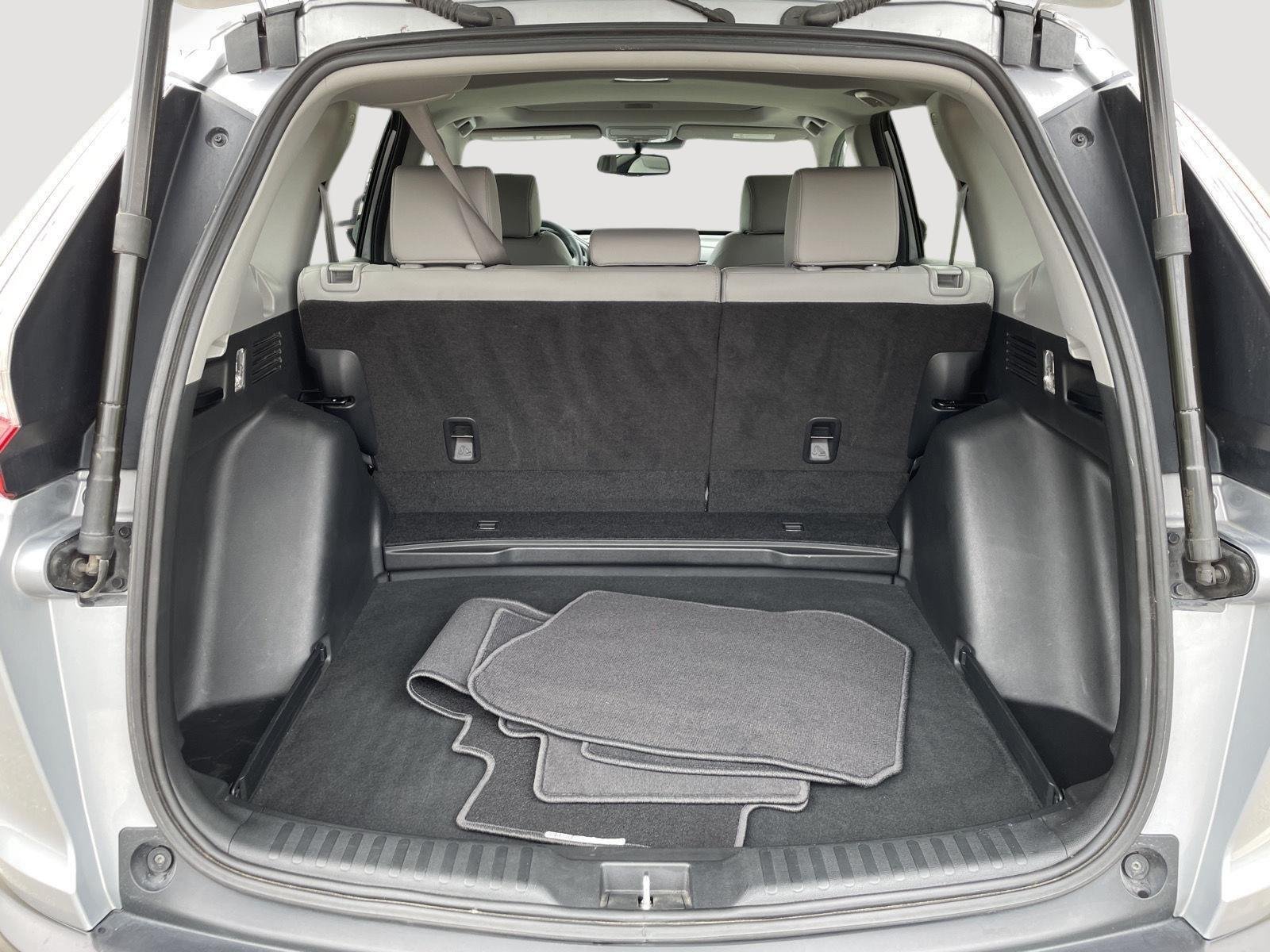 Used 2019 Lunar Silver Metallic Honda EX-L image 25
