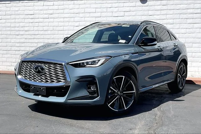 2025 INFINITI QX55 Essential