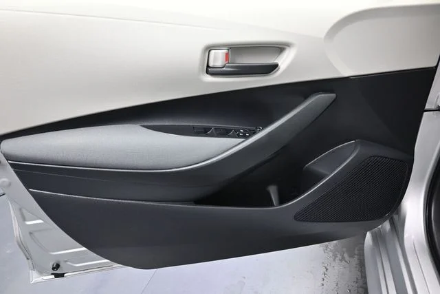 2022 Toyota Corolla LE - Photo 14