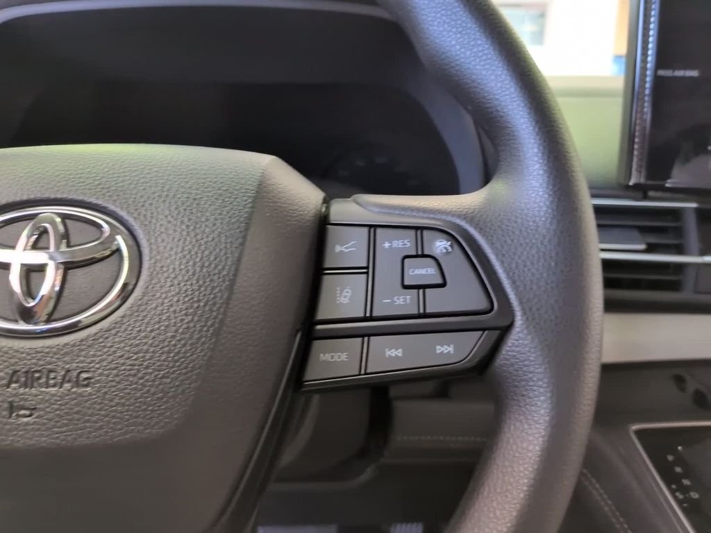 Used 2025 White Toyota LE image 20