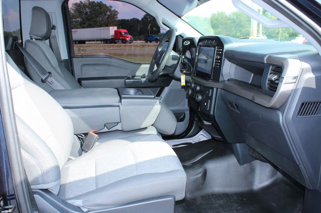 Used 2024 Blue Metallic Ford XL image 21