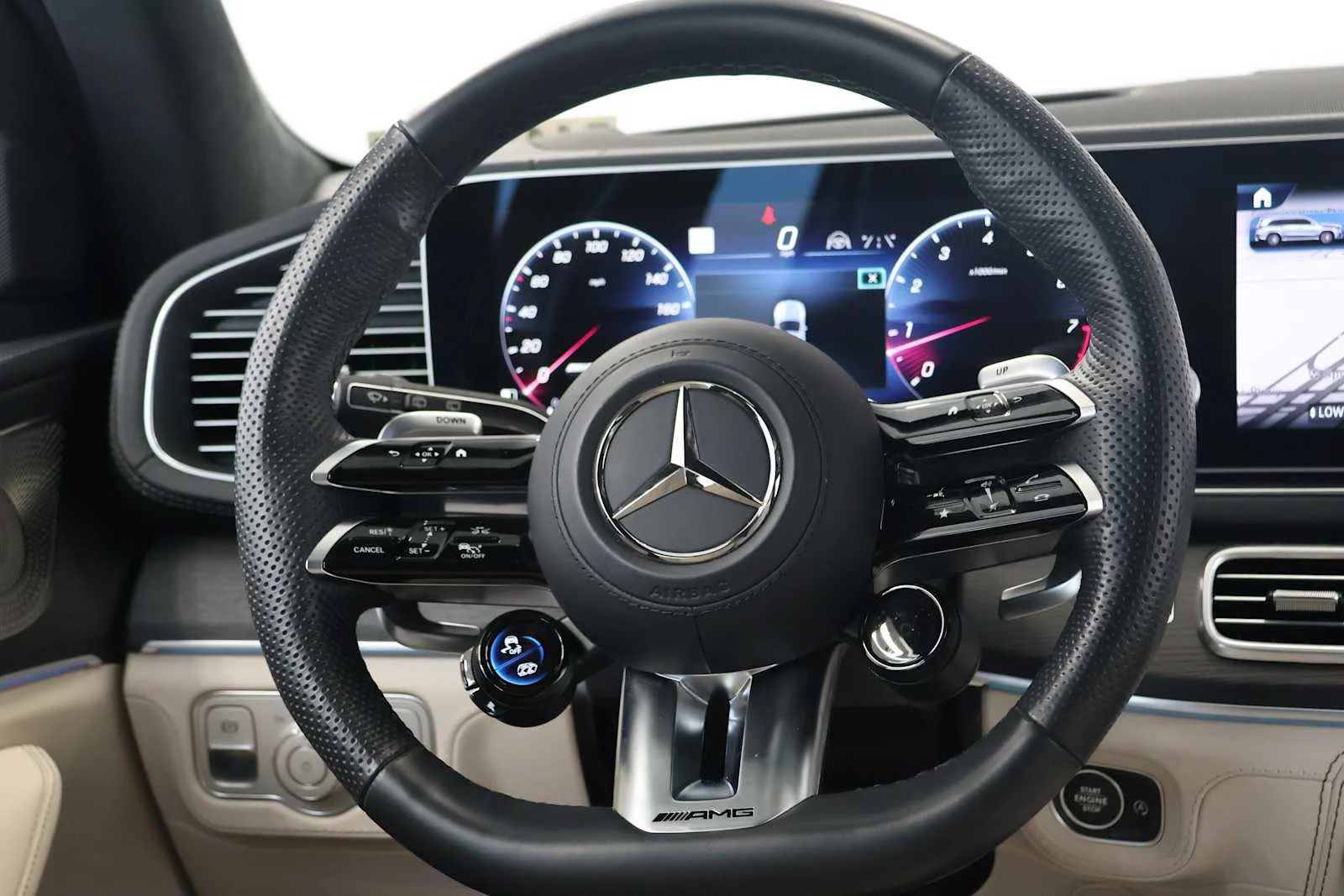 Used 2024 MANUFAKTUR Alpine Grey Mercedes-Benz AMG® GLS 63 image 26