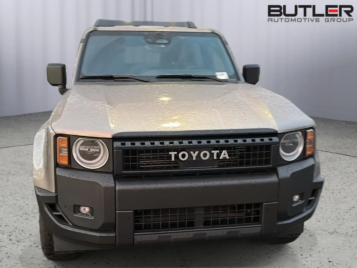 Used 2026 Meteor Shower Toyota 1958 image 5