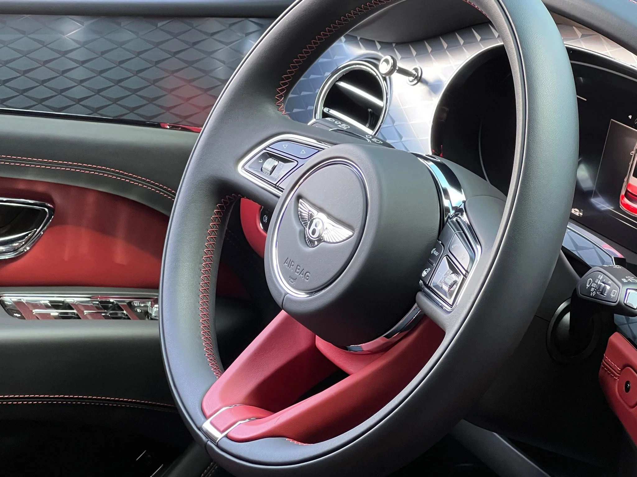 Certified Used 2024  Bentley S image 43