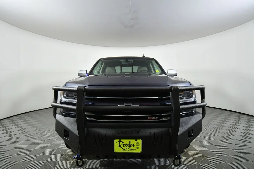 Used 2018 Blue Chevrolet LTZ image 7