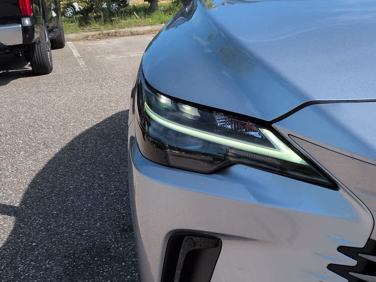 Used 2024 Iridium Lexus Premium Plus image 10