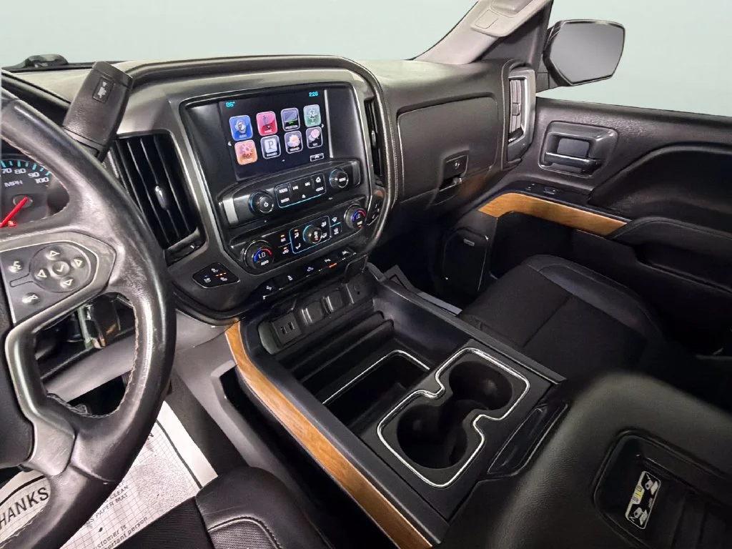 Used 2016 BLACK Chevrolet LTZ image 20