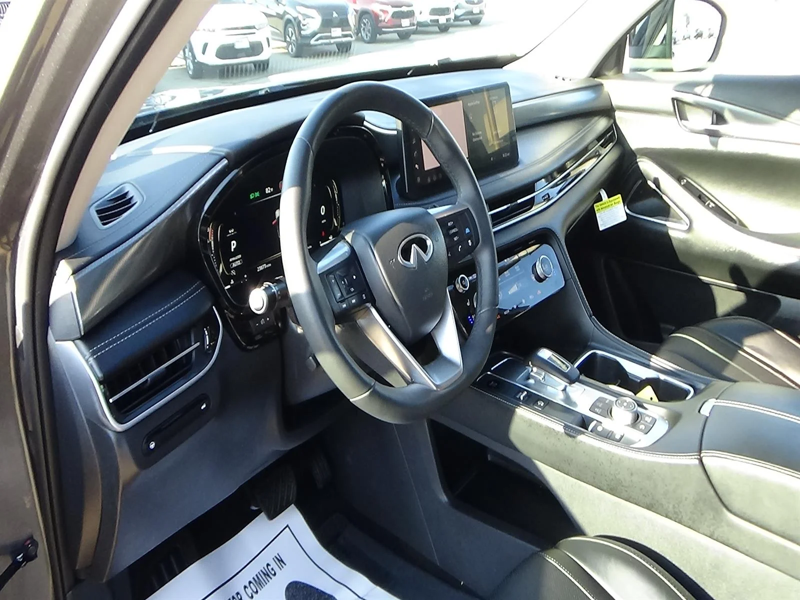Used 2026 Graphite Shadow (kad) INFINITI Luxe image 18