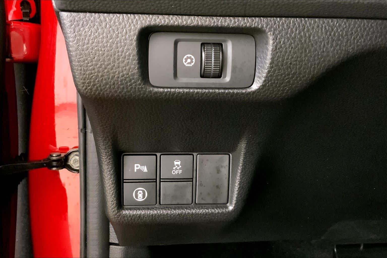 Used 2022 Rallye Red Honda Touring image 33