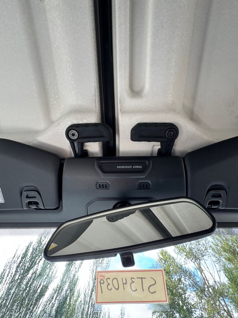 Used 2018 Granite Crystal Metallic Clearcoat Jeep Unlimited Sport S image 20