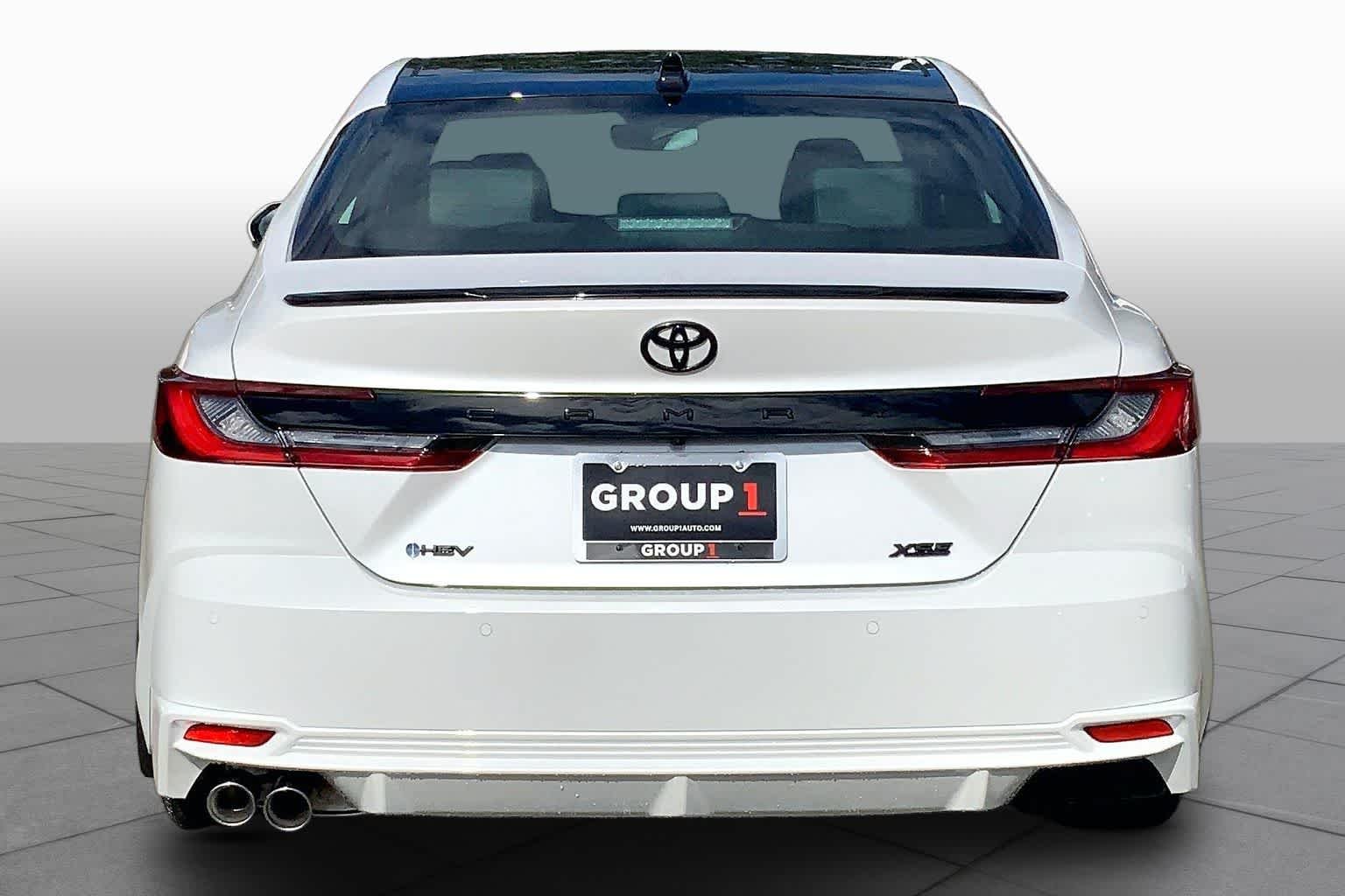 New 2026 Wind Chill Pearl Toyota XSE image 4