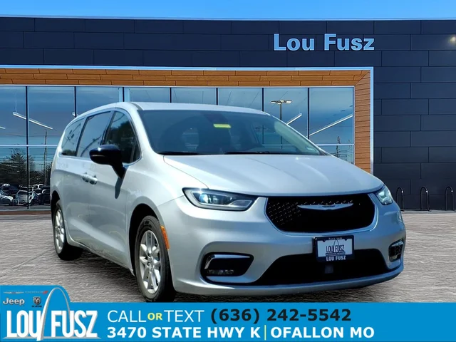 2024 Chrysler Pacifica Touring L