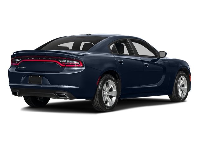 Used 2016 Billet Silver Metallic Clearcoat Dodge SE image 5