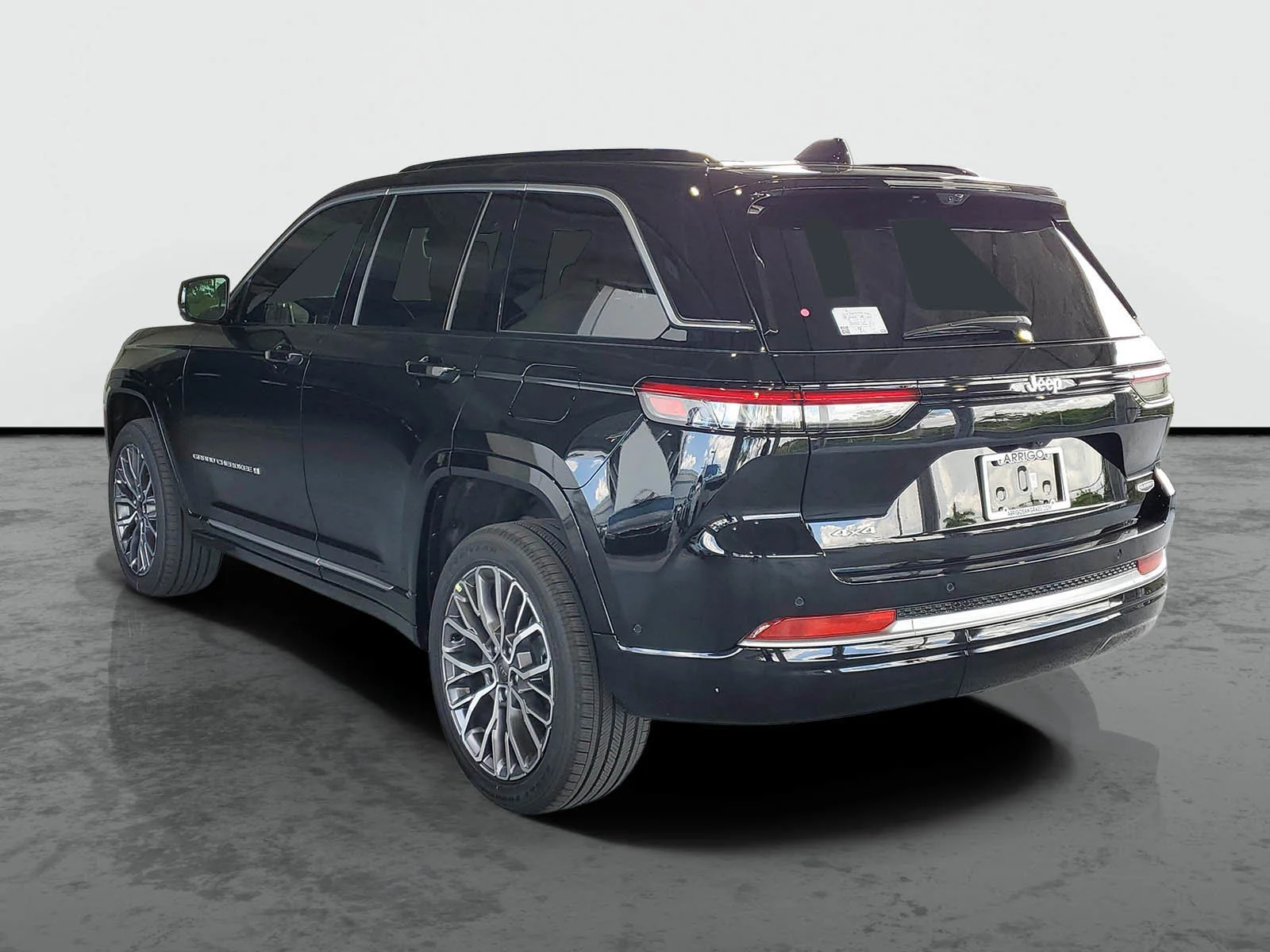 New 2026 Diamond Black Crystal Pearl-Coat Exterior Paint Jeep Summit image 2