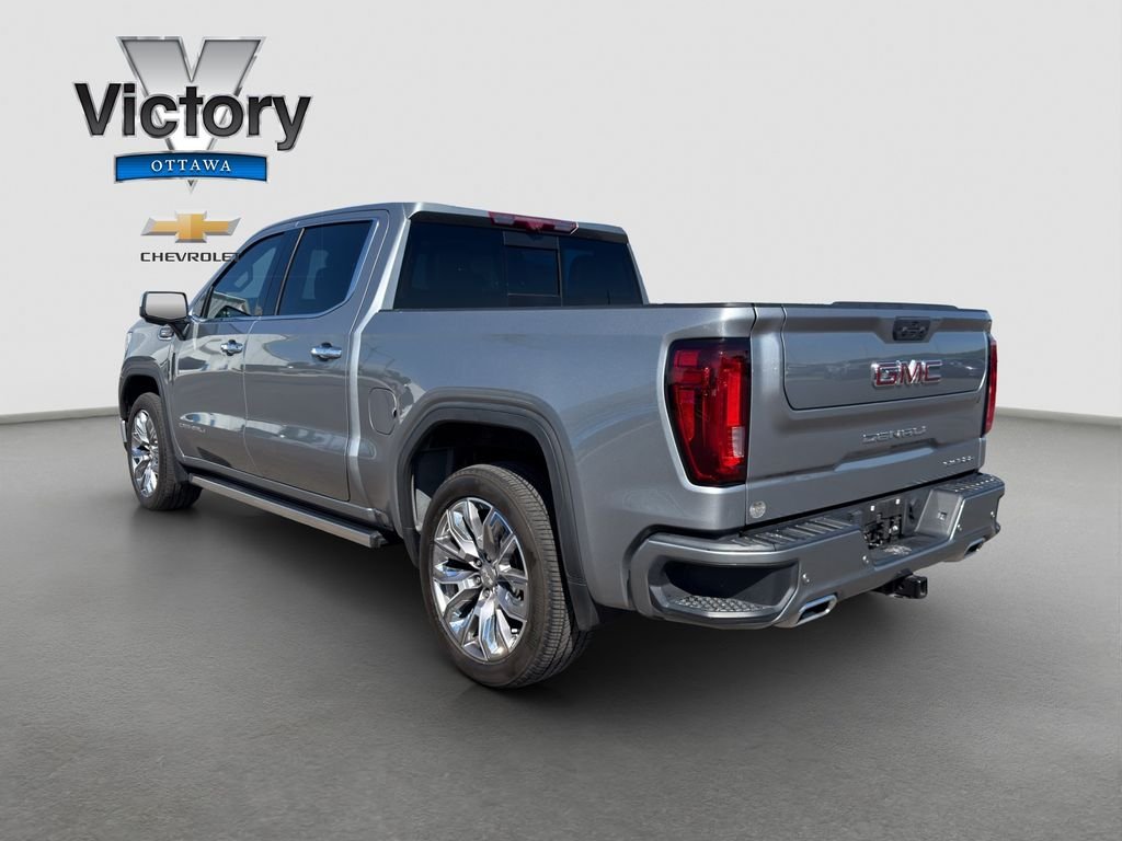 Used 2024 Silver GMC Denali image 4