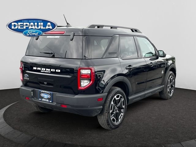 Used 2024 Black Ford Outer Banks image 27