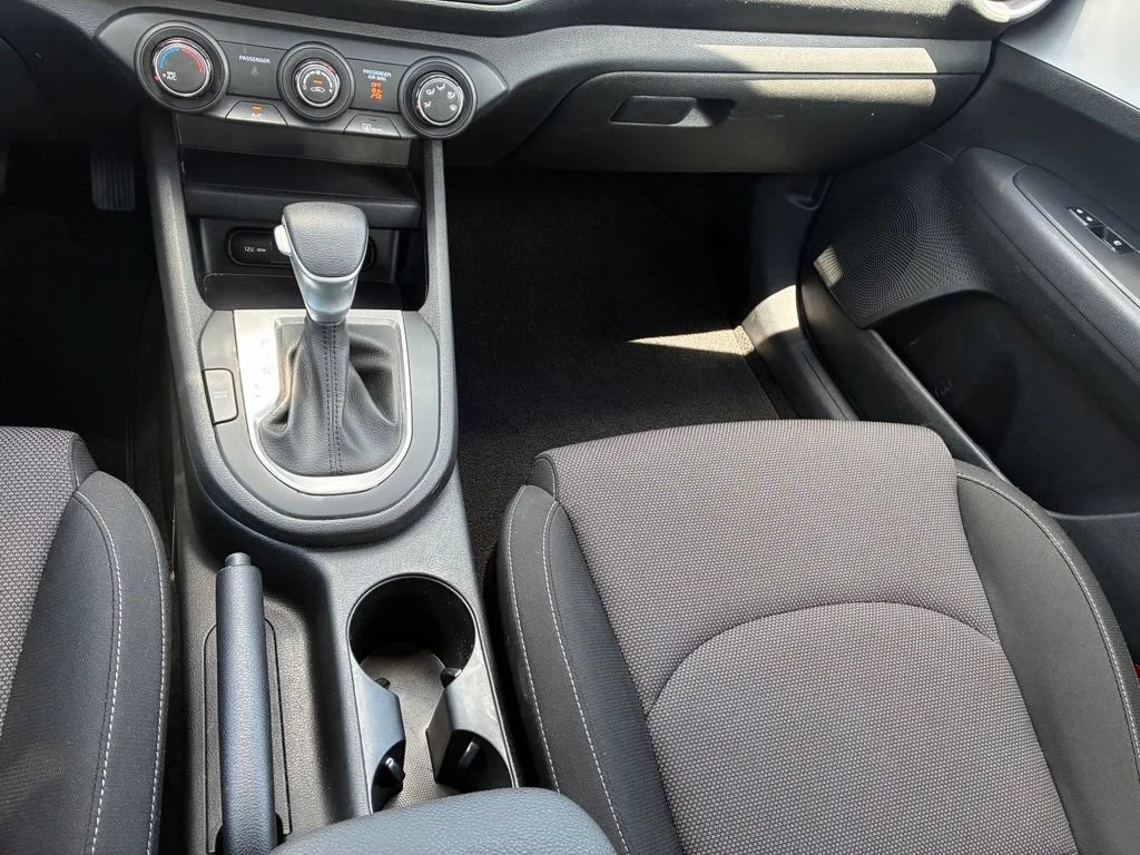 Used 2022 Aurora Black Kia LXS image 29