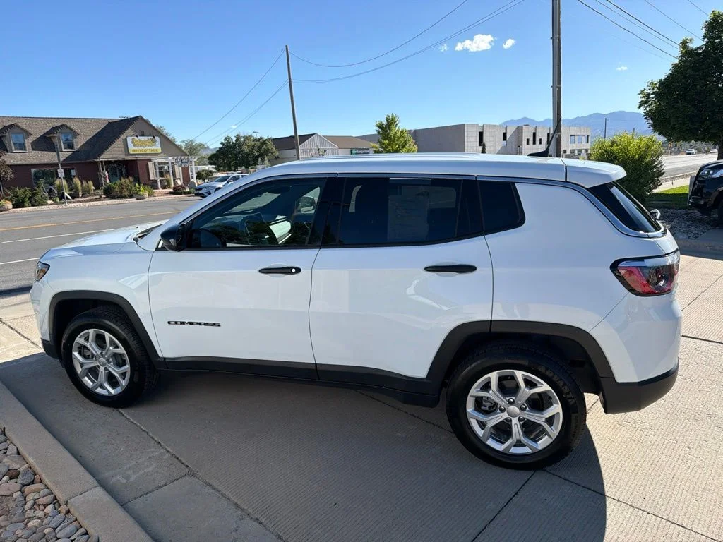 Used 2024 White Jeep Sport image 4