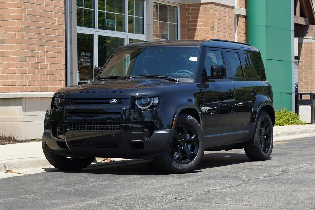 New 2026 Santorini Black Land Rover S image 1