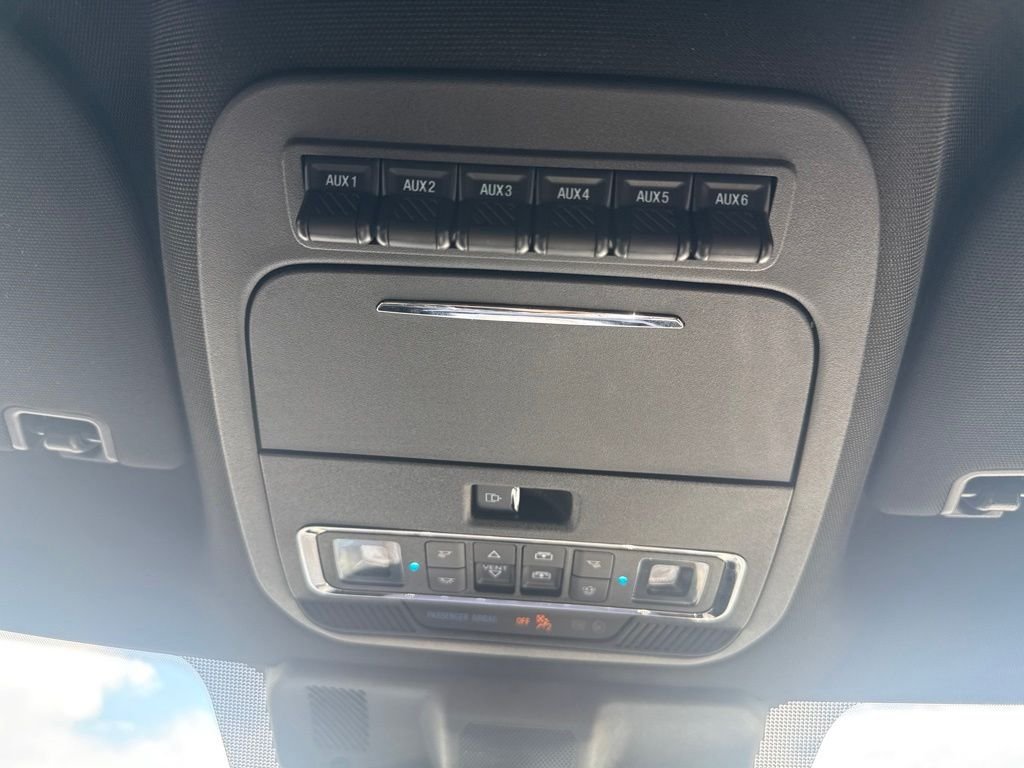 Used 2025 Gray Ford Raptor image 49