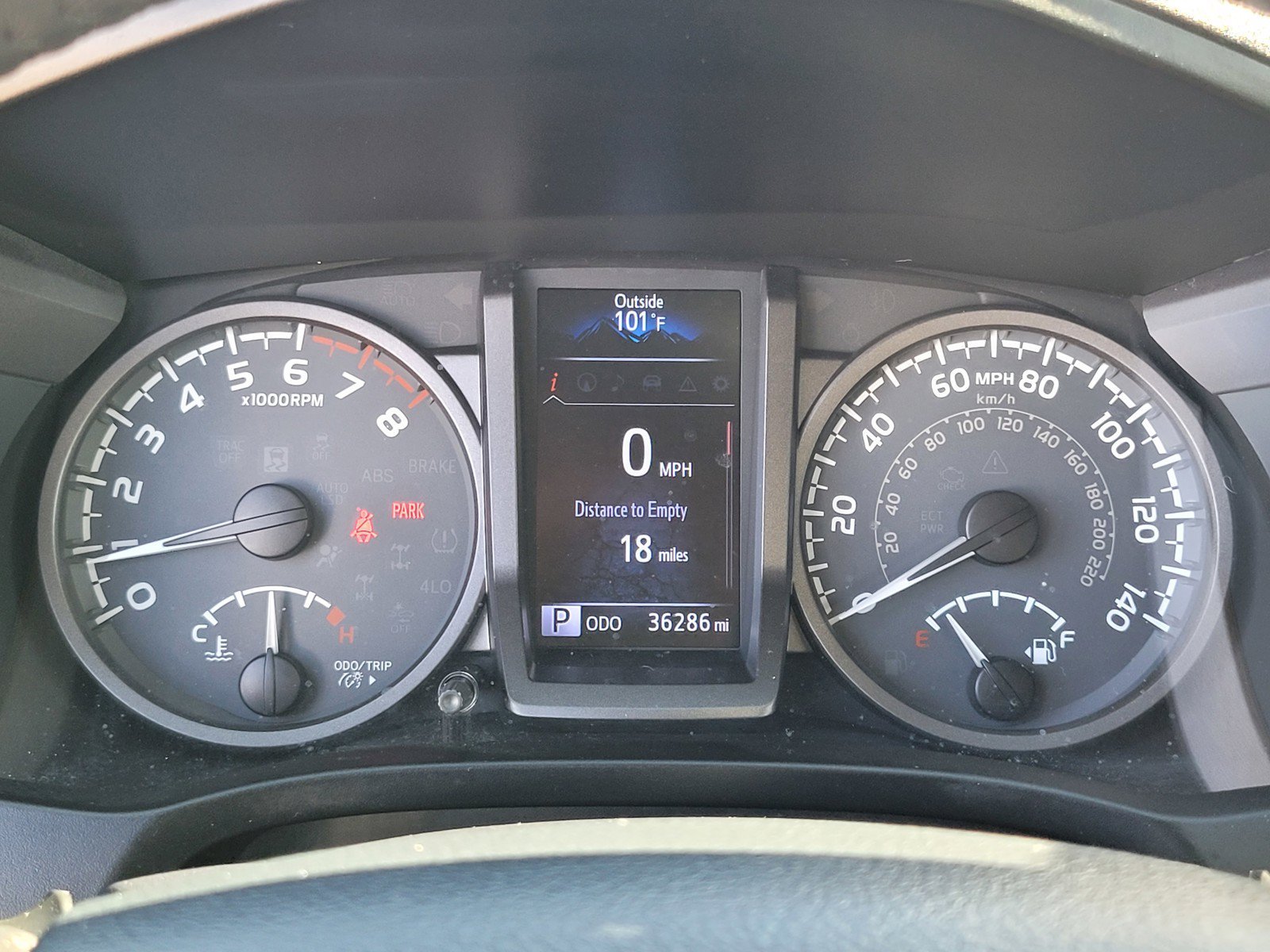 Used 2018  Toyota  image 24