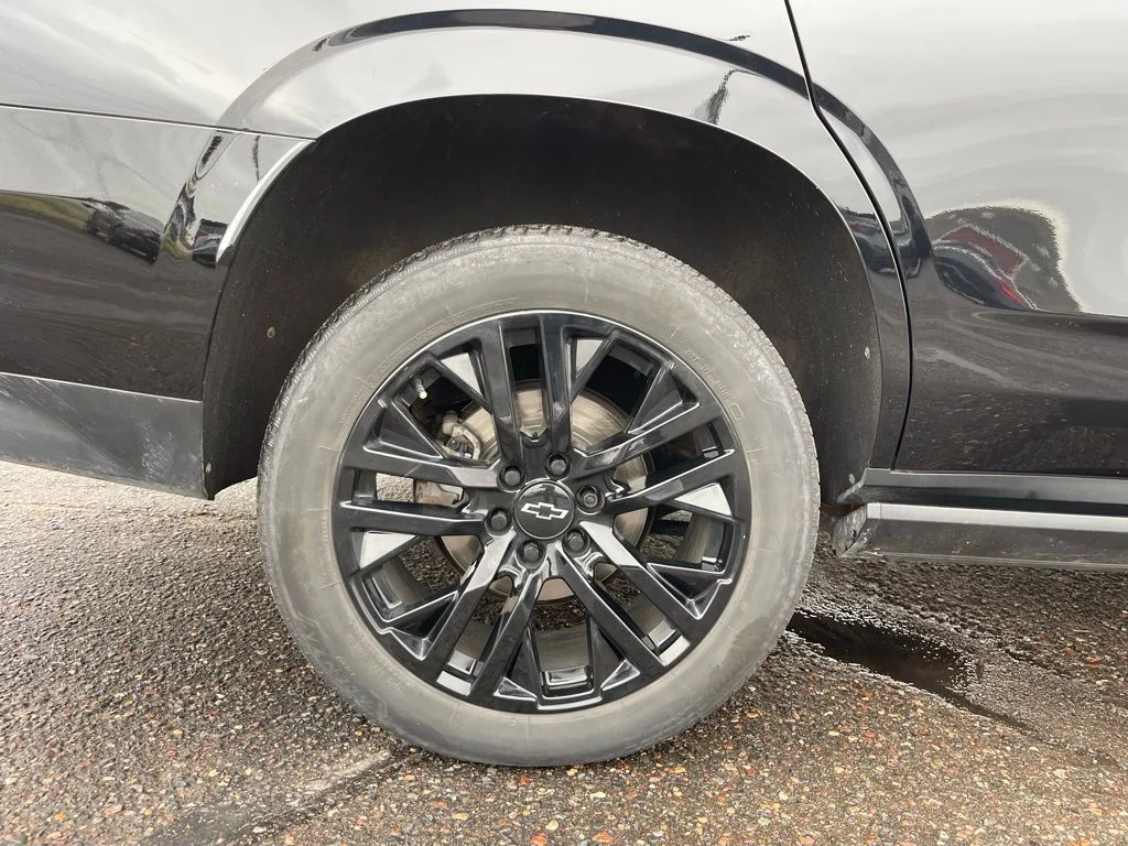 Used 2021  Chevrolet High Country image 19