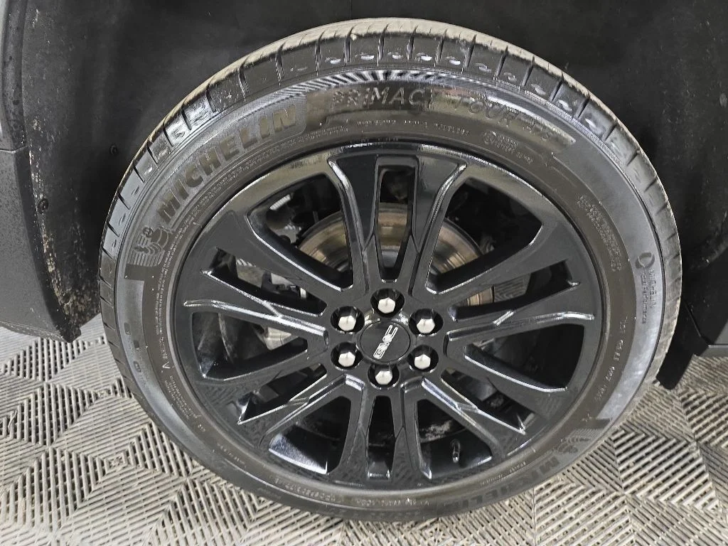 Used 2023 Black GMC SLE image 13