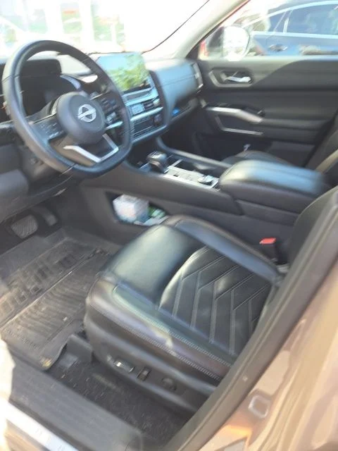 Used 2023 Beige Nissan Platinum image 12