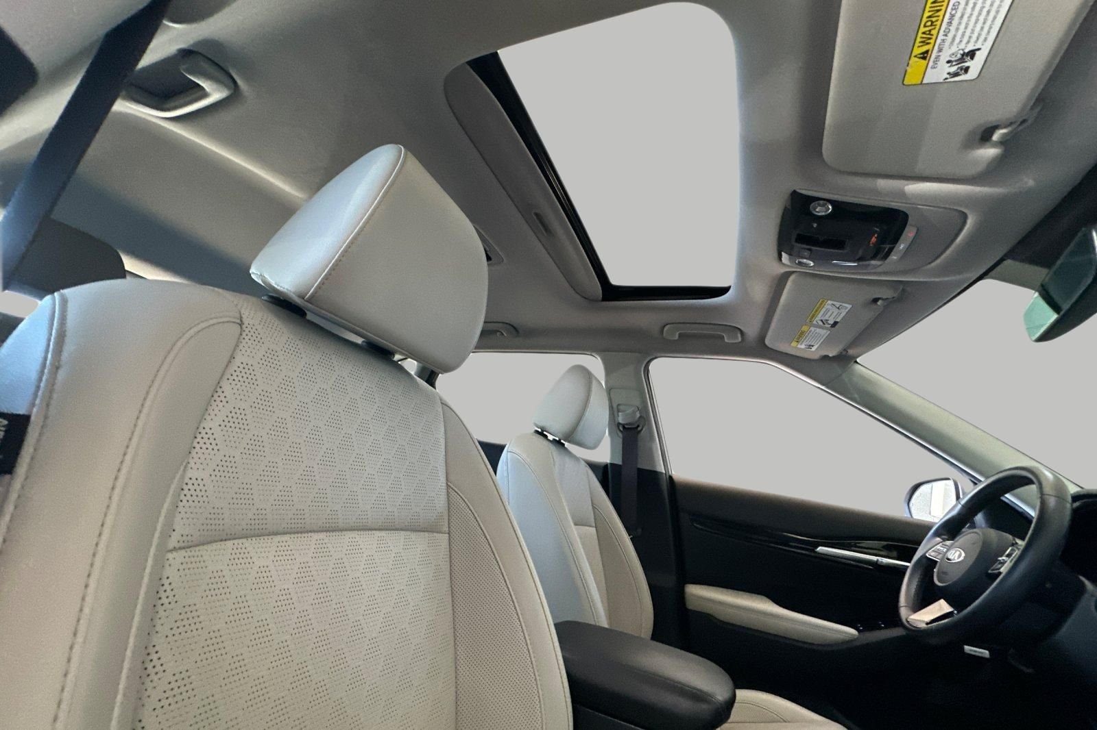 Used 2021 Gray Kia SX image 18