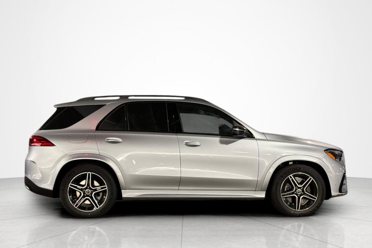 New 2026 Cirrus Silver Metallic Mercedes-Benz GLE 580 4MATIC® SUV image 6